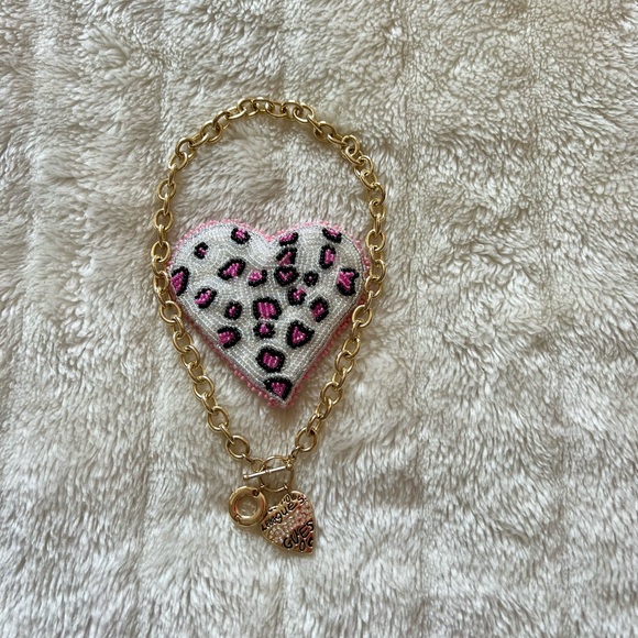 Ladies Guess Large Chain Short Necklace - Picture 3 of 6